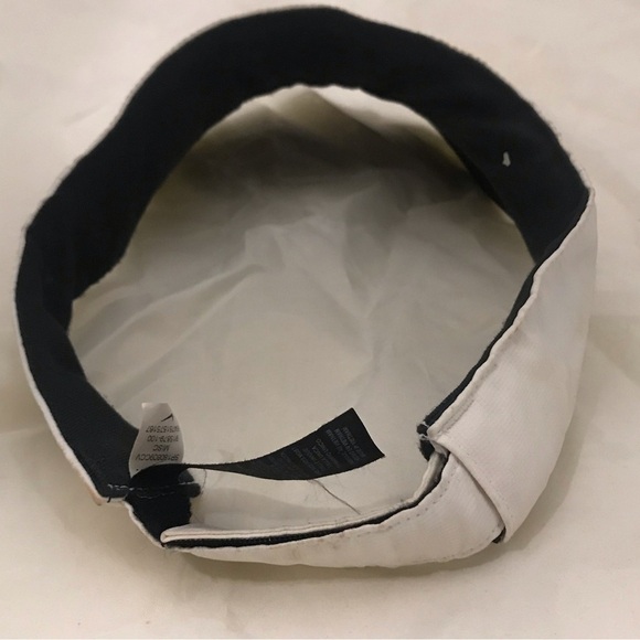 Nike Just Do It Dri-Fit Golf orTennis Visor - Picture 6 of 13